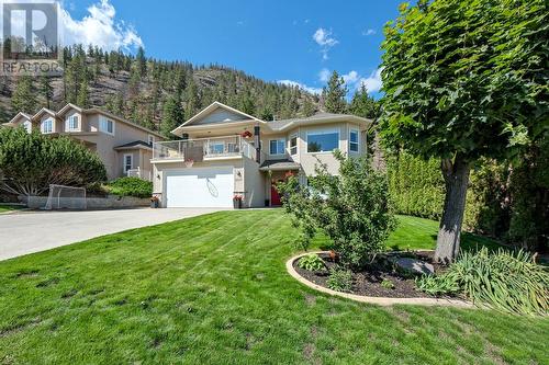 2250 Shannon Hills Place, West Kelowna, BC - Outdoor With Facade