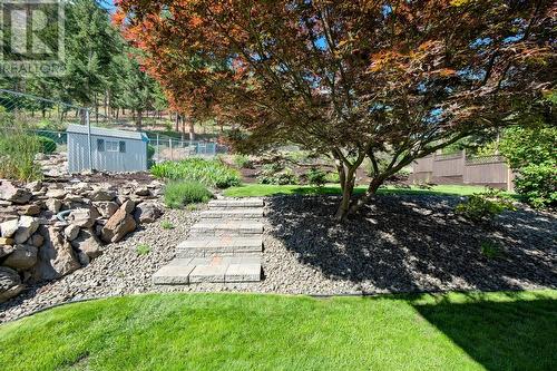 2250 Shannon Hills Place, West Kelowna, BC - Outdoor