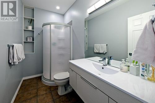 2250 Shannon Hills Place, West Kelowna, BC - Indoor Photo Showing Bathroom