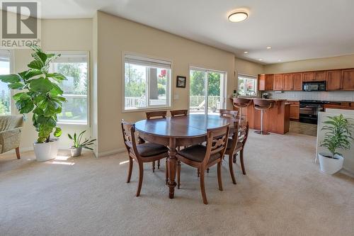 2250 Shannon Hills Place, West Kelowna, BC - Indoor Photo Showing Dining Room