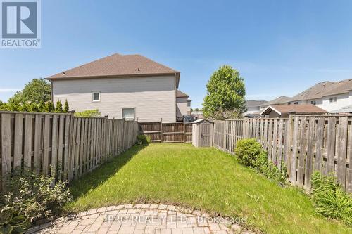 116 Millburn Drive, Clarington, ON - Outdoor