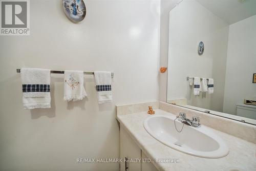 69 Plum Brook Crescent, Toronto, ON - Indoor Photo Showing Bathroom