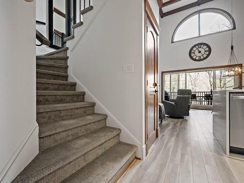 Staircase - 6-104 Ch. Des Quatre-Sommets, Mont-Tremblant, QC - Indoor Photo Showing Other Room