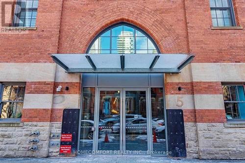 3406 - 5 St Joseph Street, Toronto, ON - Outdoor