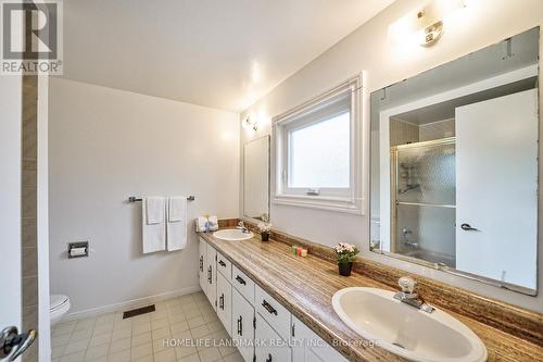 1076 Huntingwood Drive, Toronto, ON - Indoor Photo Showing Bathroom