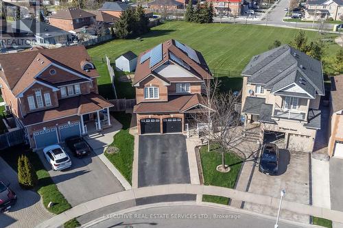114 Pappain Crescent N, Brampton, ON - Outdoor With Facade