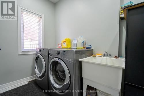114 Pappain Crescent N, Brampton, ON - Indoor Photo Showing Laundry Room