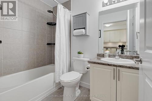 111 - 35 Southshore Crescent, Hamilton, ON - Indoor Photo Showing Bathroom