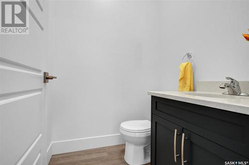 42 Clunie Court, Moose Jaw, SK - Indoor Photo Showing Bathroom