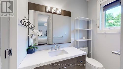 199 Oakmount Road, Toronto, ON - Indoor Photo Showing Bathroom