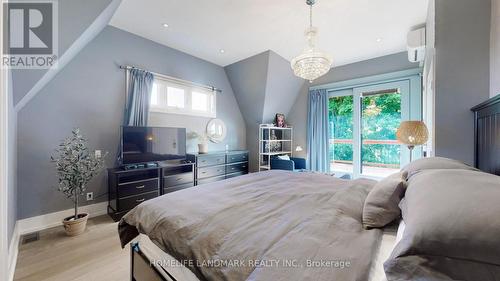 199 Oakmount Road, Toronto, ON - Indoor Photo Showing Bedroom