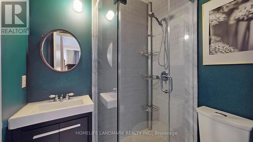 199 Oakmount Road, Toronto, ON - Indoor Photo Showing Bathroom