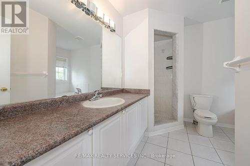 88 Sundridge Street, Brampton, ON - Indoor Photo Showing Bathroom