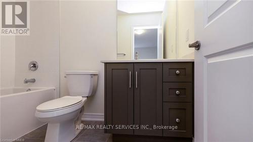 41 - 10 Birmingham Drive, Cambridge, ON - Indoor Photo Showing Bathroom