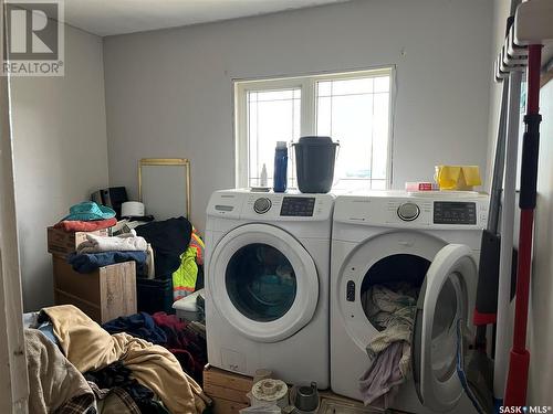 313 3Rd Avenue E, Shellbrook, SK - Indoor Photo Showing Laundry Room