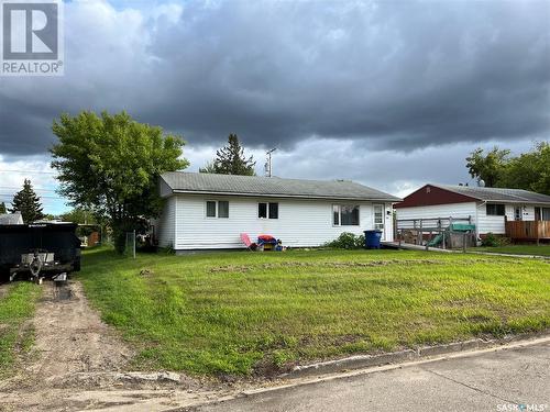 313 3Rd Avenue E, Shellbrook, SK - Outdoor