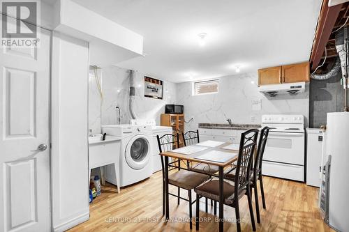 18 Jena Crescent, London, ON - Indoor Photo Showing Laundry Room
