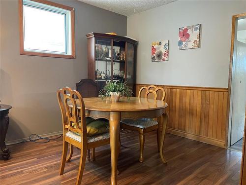 453 Tweed Avenue, Winnipeg, MB - Indoor Photo Showing Dining Room