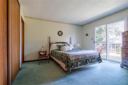 24 Mary Street, St. Catharines, ON - Indoor Photo Showing Bedroom