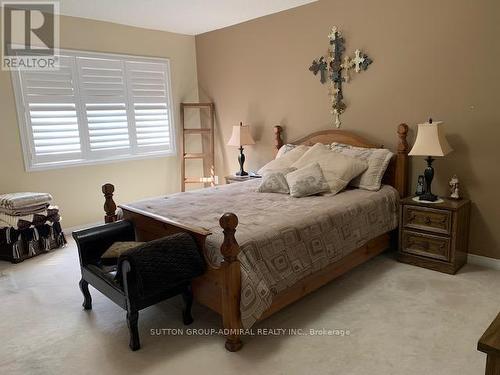 36 Serenity Street, Halton Hills, ON - Indoor Photo Showing Bedroom