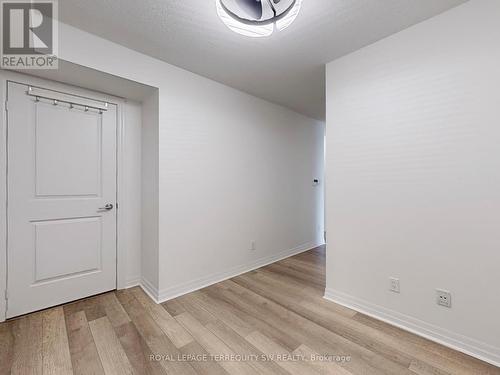 3501 - 2015 Sheppard Avenue E, Toronto, ON - Indoor Photo Showing Other Room