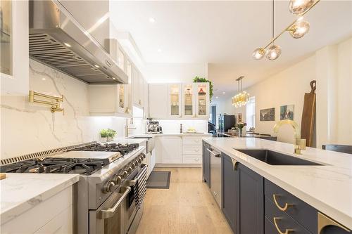 158 Symington Avenue, Toronto, ON - Indoor Photo Showing Kitchen With Upgraded Kitchen