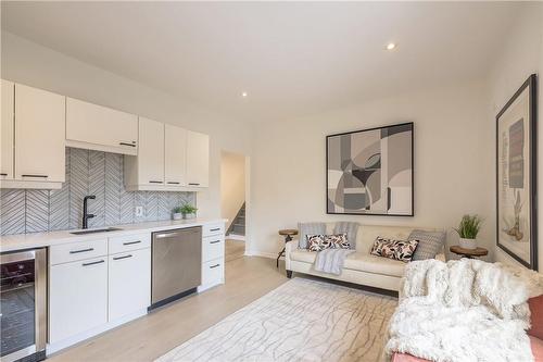 158 Symington Avenue, Toronto, ON - Indoor Photo Showing Kitchen