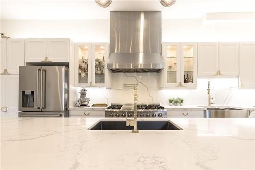 158 Symington Avenue, Toronto, ON - Indoor Photo Showing Kitchen With Double Sink With Upgraded Kitchen