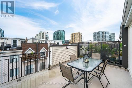 1021 - 18 Laidlaw Street, Toronto, ON - Outdoor