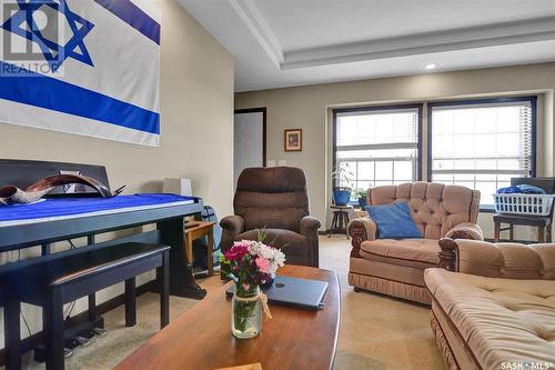 15 Saint Peters Acres, Lajord Rm No. 128, SK - Indoor Photo Showing Living Room