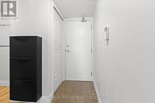 #207 - 10 Navy Wharf Court, Toronto, ON - Indoor Photo Showing Other Room