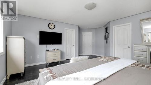 9 Monkton Circle, Brampton, ON - Indoor Photo Showing Bedroom