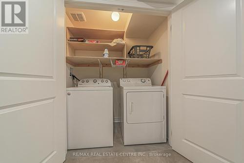 14 Macdonell Road, Niagara-On-The-Lake, ON - Indoor Photo Showing Laundry Room