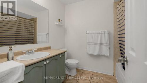 150 Panton Trail, Milton, ON - Indoor Photo Showing Bathroom