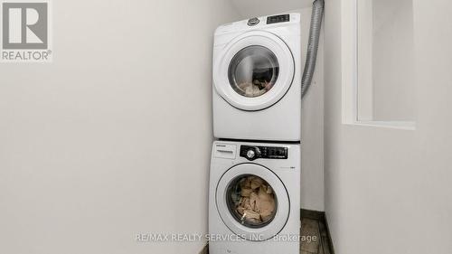 150 Panton Trail, Milton, ON - Indoor Photo Showing Laundry Room