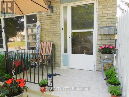 479 Pinetree Crescent, Cambridge, ON - Outdoor With Exterior