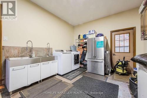 428239 25 Sideroad, Mono, ON - Indoor Photo Showing Laundry Room