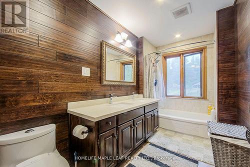 428239 25 Sideroad, Mono, ON - Indoor Photo Showing Bathroom