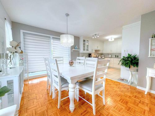 Dining room - 1337 Rue Comtois, Sainte-Julie, QC - Indoor Photo Showing Dining Room