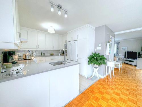 Kitchen - 1337 Rue Comtois, Sainte-Julie, QC - Indoor Photo Showing Kitchen