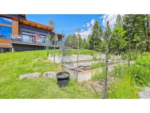 2160 Kootenay 3 Road, Windermere, BC - Outdoor With Deck Patio Veranda