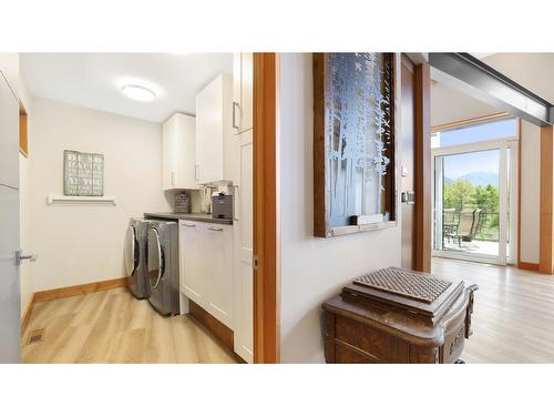 2160 Kootenay 3 Road, Windermere, BC - Indoor Photo Showing Laundry Room