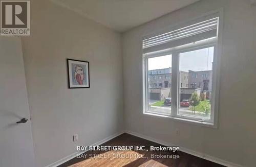 60 Elyse Court, Aurora (Bayview Northeast), ON - Indoor Photo Showing Other Room