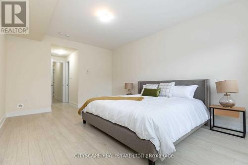 1074 Lansdowne Avenue, Toronto, ON - Indoor Photo Showing Bedroom