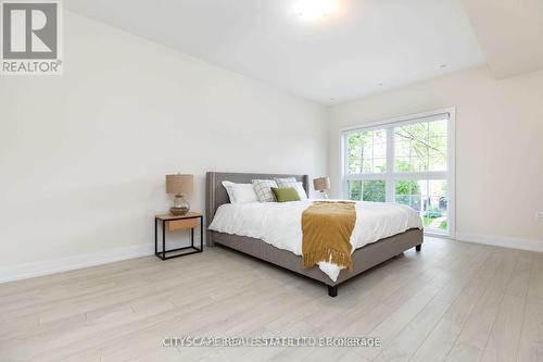 1074 Lansdowne Avenue, Toronto, ON - Indoor Photo Showing Bedroom