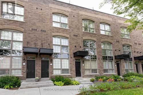 1074 Lansdowne Avenue, Toronto, ON - Outdoor With Facade