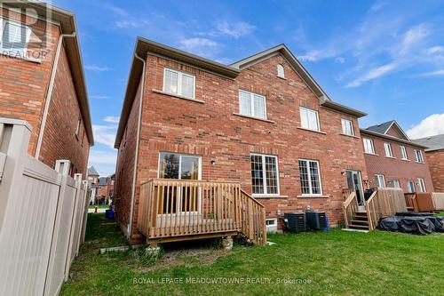 1081 Urell Way, Milton, ON - Outdoor With Exterior