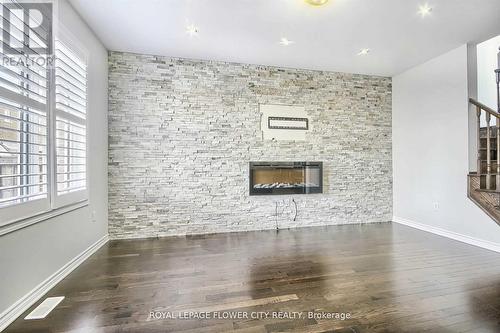 609 Gibson Crescent, Milton, ON - Indoor With Fireplace