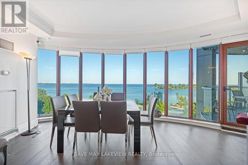 618 - 2095 Lake Shore Boulevard W, Toronto, ON - Indoor Photo Showing Dining Room With Body Of Water