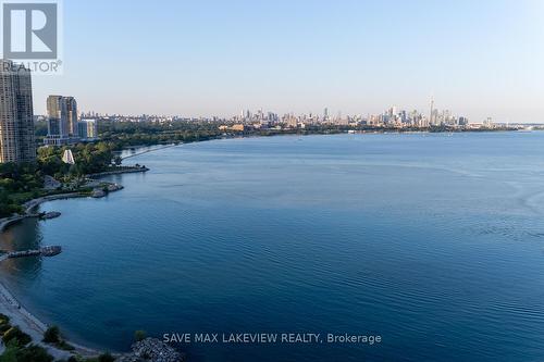 618 - 2095 Lake Shore Boulevard W, Toronto, ON - Outdoor With Body Of Water With View